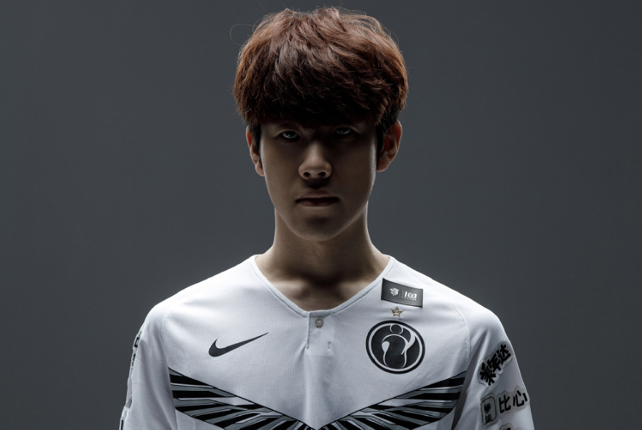 ajor