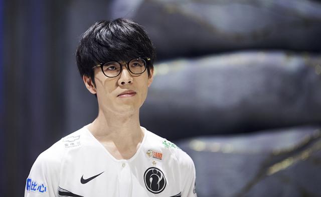 概率如何影响舍牌（概率如何左右舍牌选择）